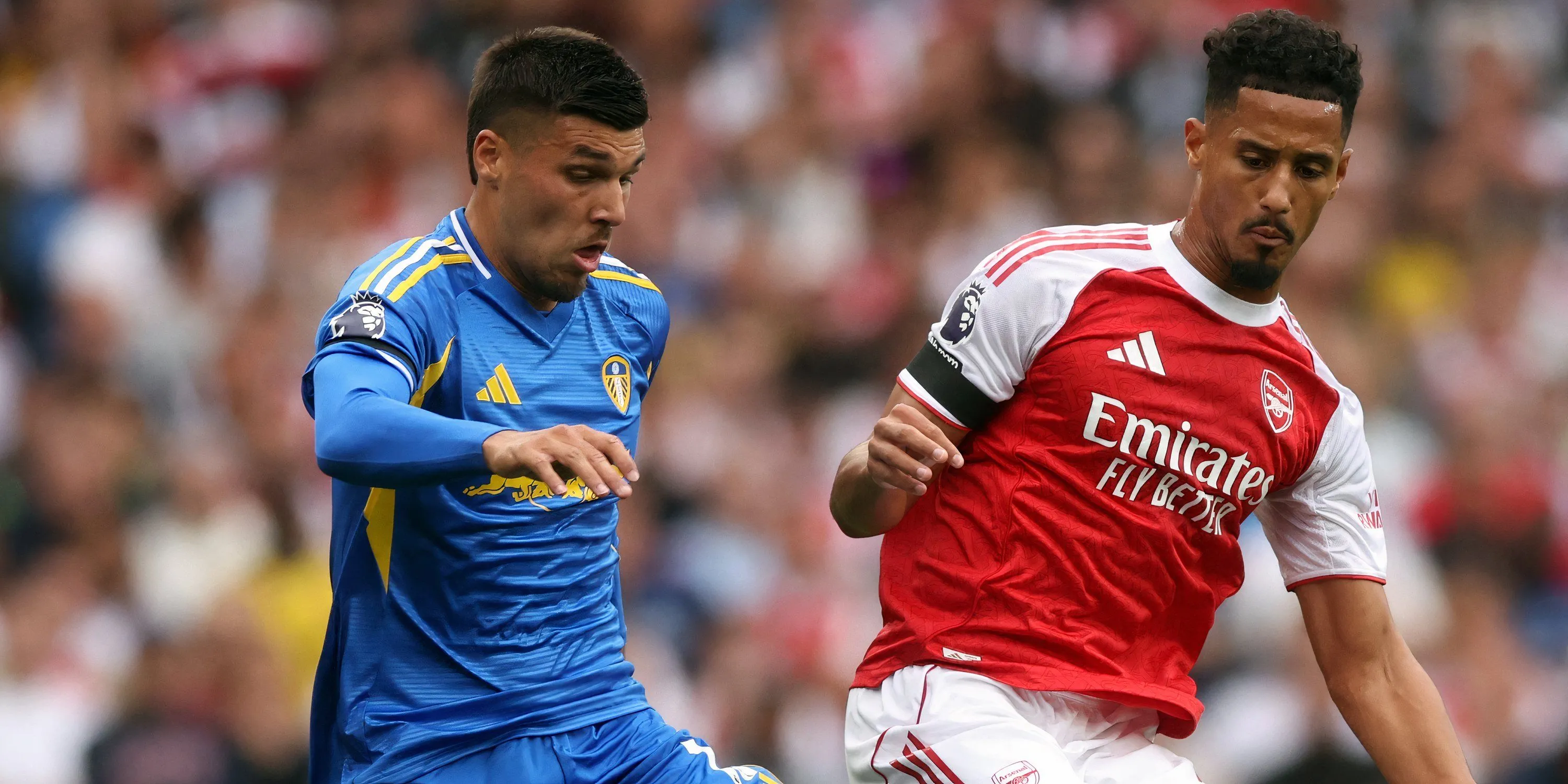 Tiền đạo Joel Piroe trong trận đấu tại Premier League