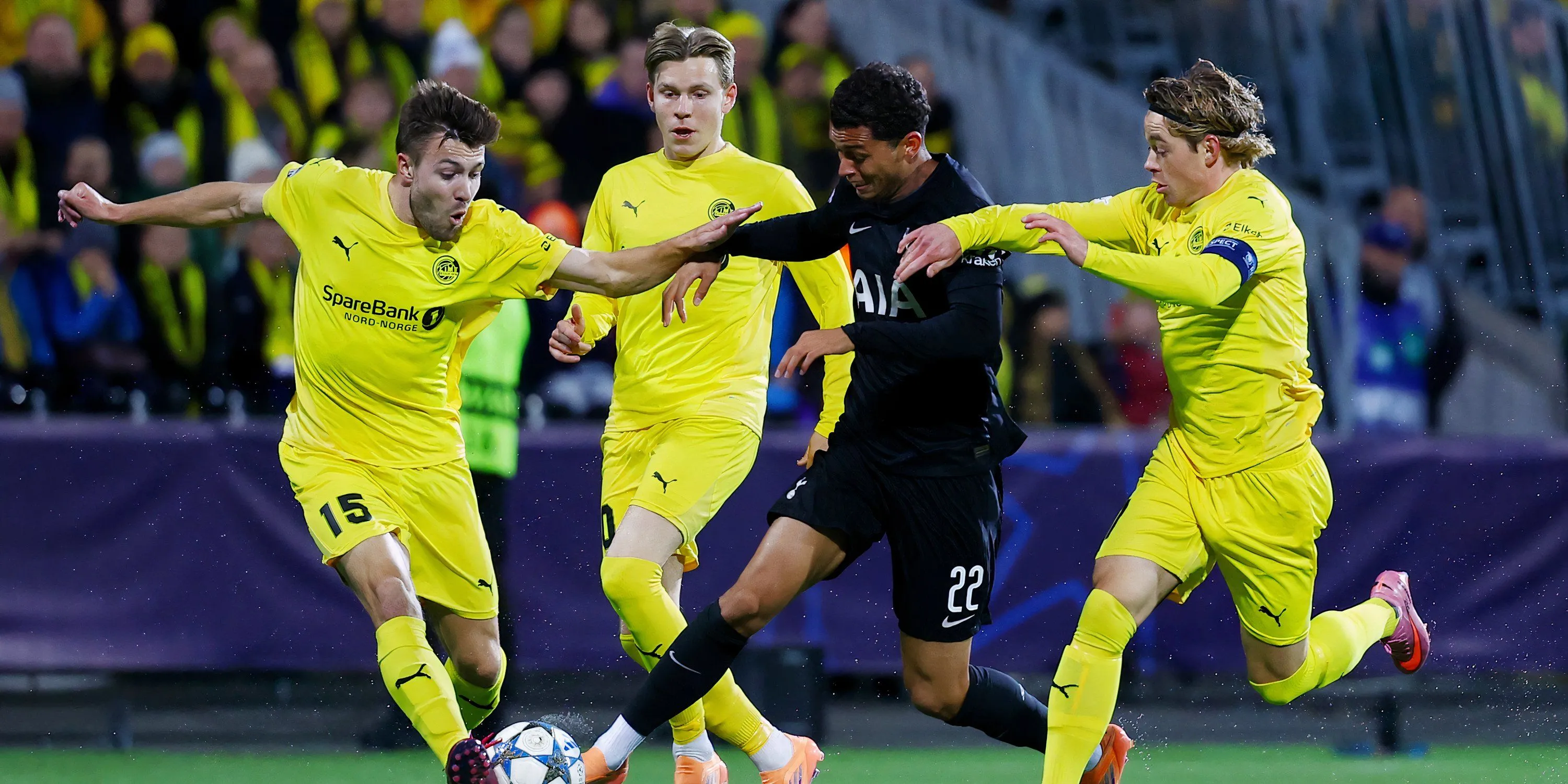 Brennan Johnson và phong độ sa sút gần đây, khiến anh mất vị trí trong đội hình chính Tottenham