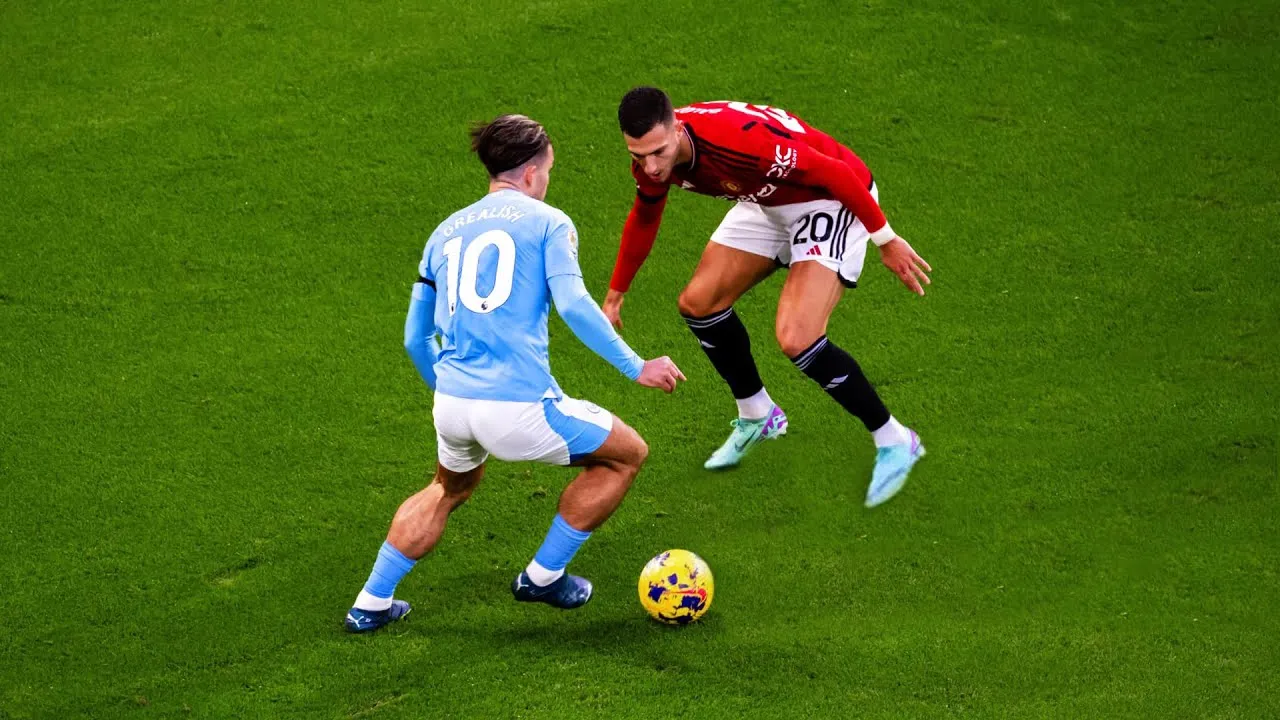 Jack Grealish là ví dụ điển hình cho cầu thủ có khả năng kiểm soát nhịp độ trận đấu.
