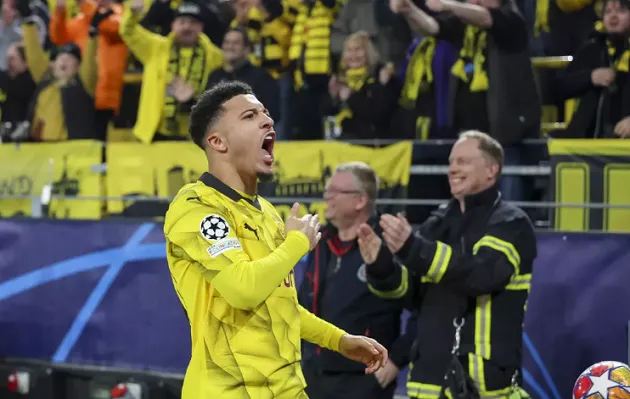 Jadon Sancho từng là ngôi sao nổi bật tại Dortmund, ảnh chụp khoảnh khắc trên sân