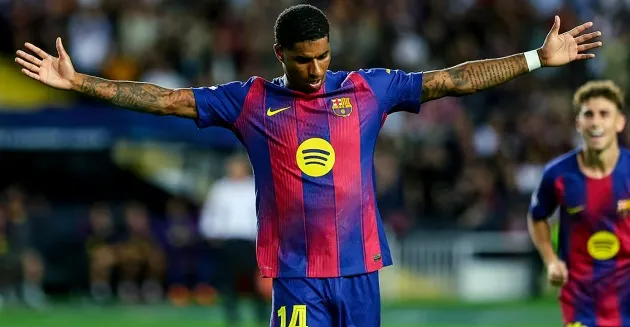 Rashford đang tận hưởng thời gian chơi bóng tại Tây Ban Nha, thể hiện phong độ trên hàng công Barca