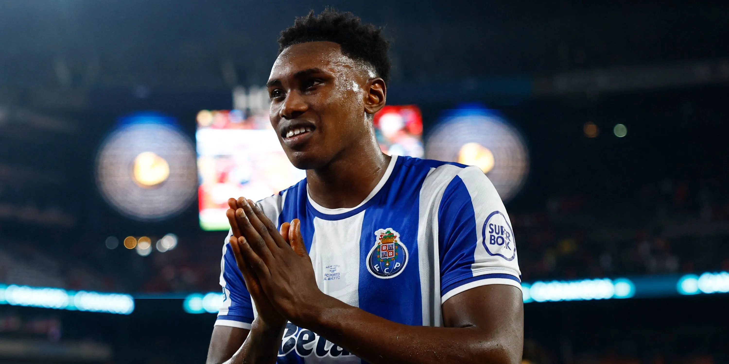 Samu ghi bàn cho Porto tại Club World Cup và giải quốc nội